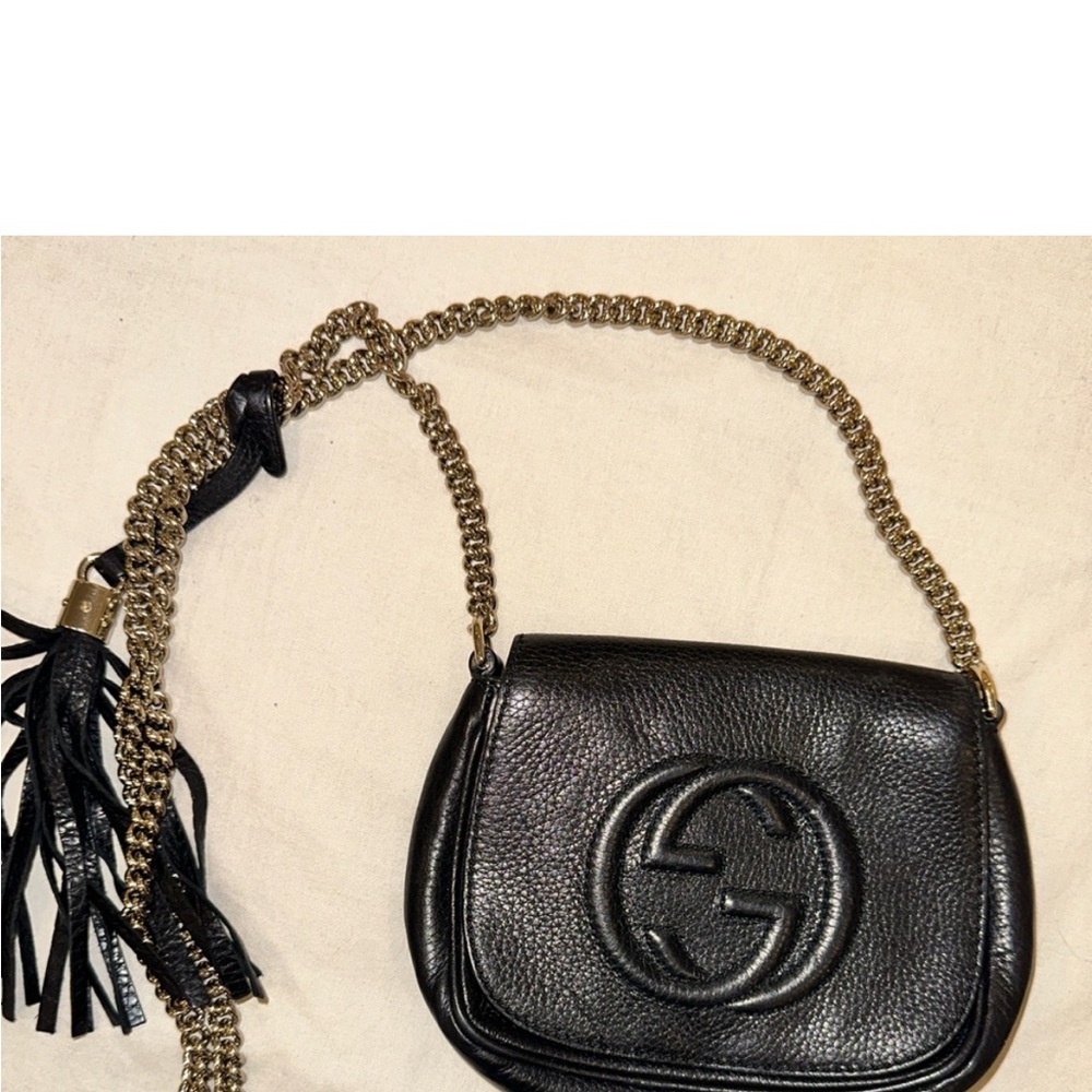 Gucci Black Crossbody Bag with Chain Strap and Embossed Logo